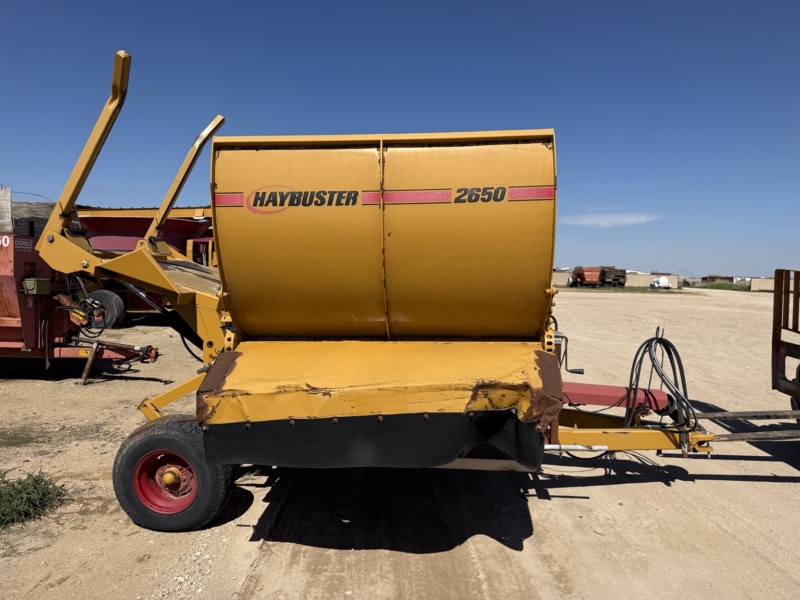 2650 HAYBUSTER BALE PROCESSOR