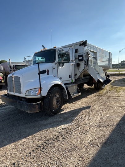 2019 KENWORTH W/ 620-16XD ROTO-MIX