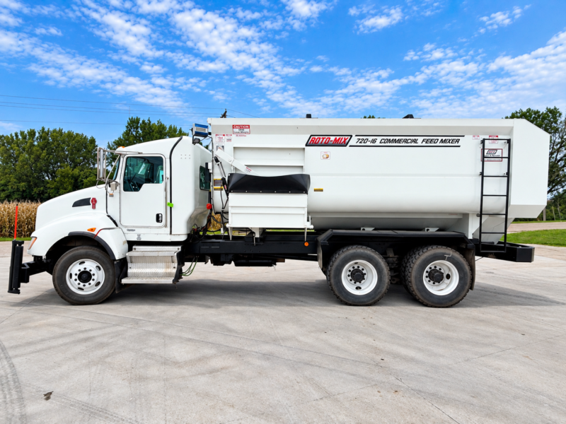 2013 KENWORTH W/ 720-16 ROTO-MIX