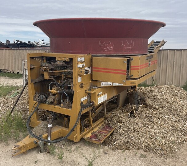H-1000 HAYBUSTER TUB GRINDER