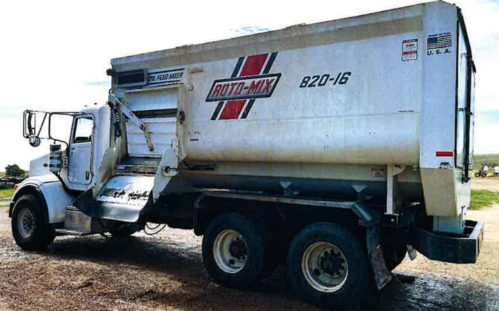 2007 PETERBILT W/ 820-16 ROTO-MIX