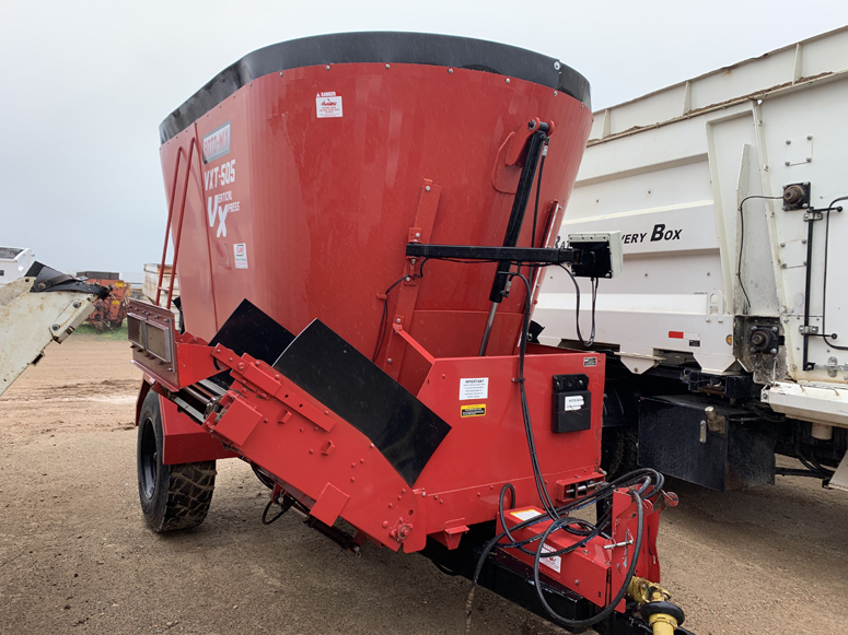 Feed Wagons